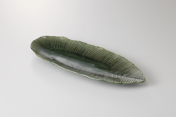 織部千筋 葉型長皿
