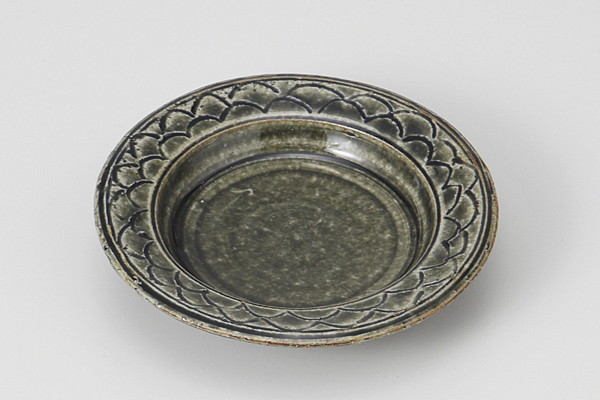 紺釉うろこ彫 リム3.0皿