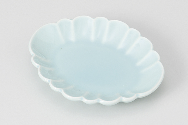青磁 楕円花小皿
