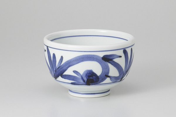 【廃番】手描藍草紋 茶碗