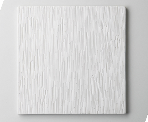 白磁マット はつり正角皿