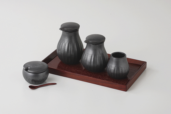 いぶし黒 しのぎ汁次(大)