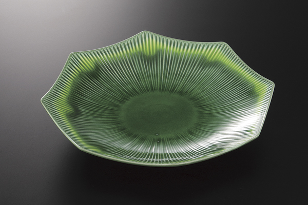 緑釉黄流し しのぎ彫八角皿