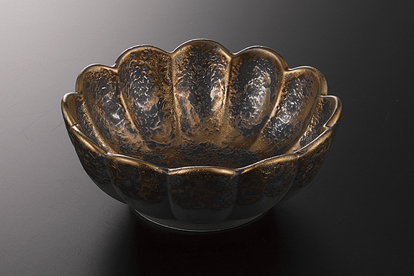 ゴールドたたき 菊型丸鉢