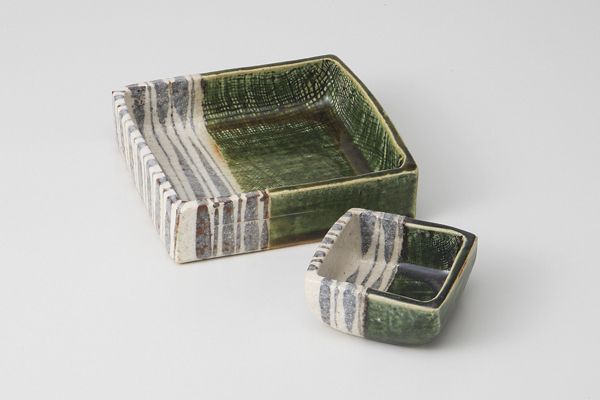 織部十草 角小鉢