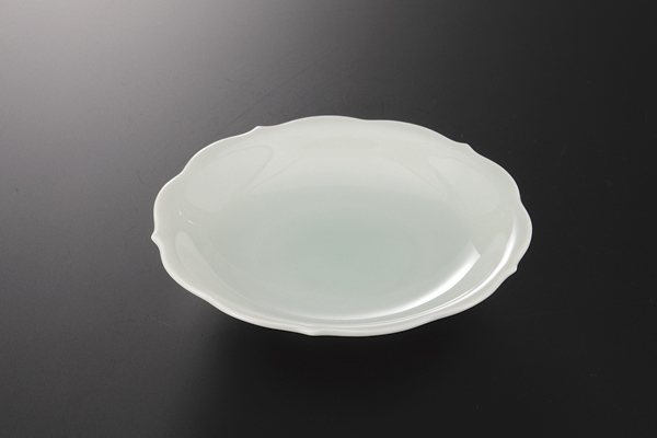 青白磁 輪花深皿