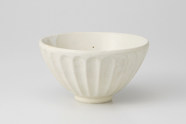 結晶白 削ぎ茶碗
