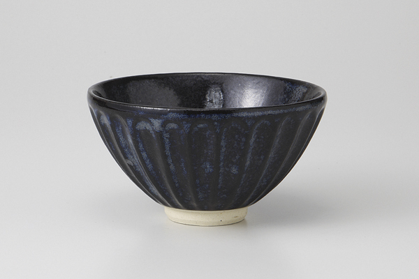 窯変紺 削ぎ茶碗