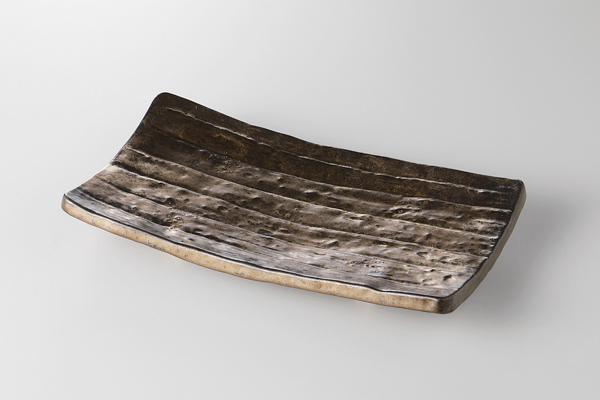 ゴールド窯変 四ッ足焼物皿