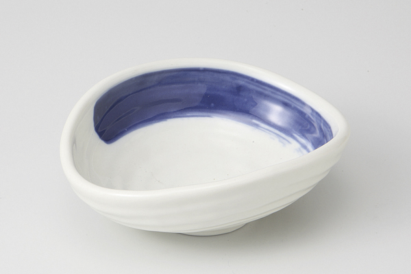 ゴス刷毛目 たわみ鉢