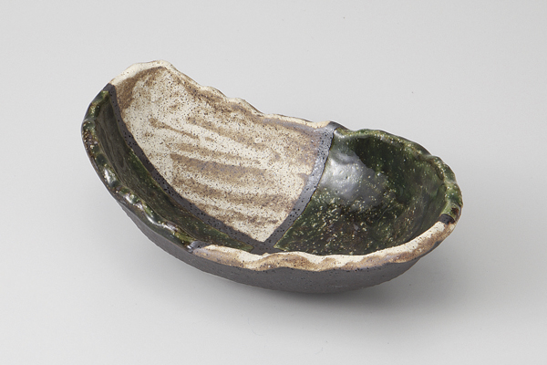 織部市松 岩型ひねり鉢