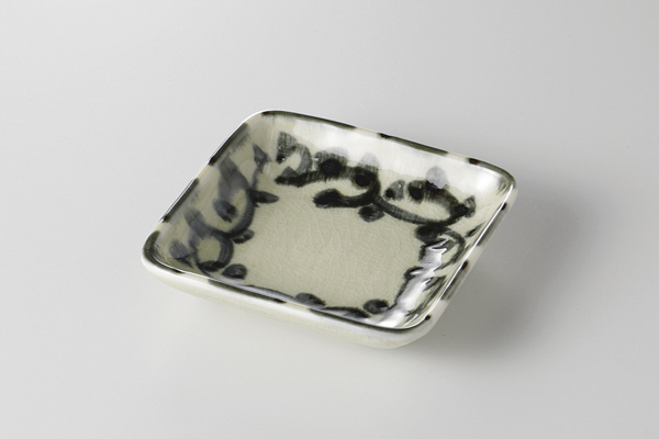 呉須唐草 角小皿