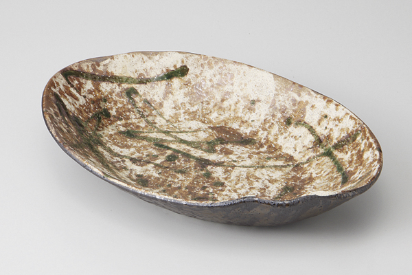 かいらぎ織部散し 楕円8.0鉢