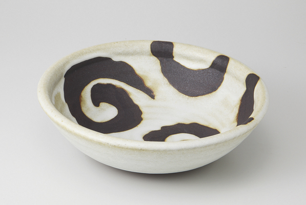 錆刷毛目 9.0丸平鉢