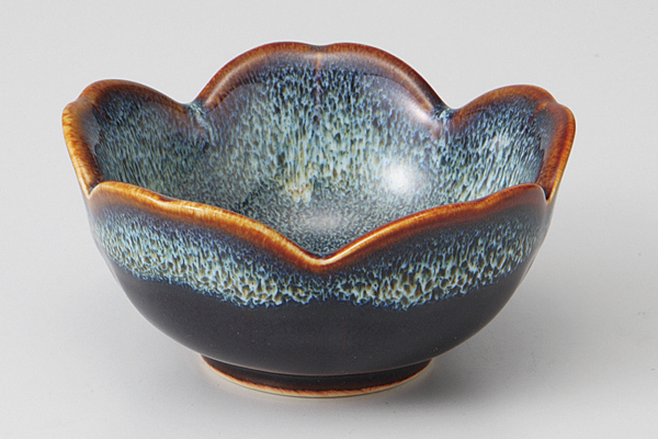 黒天目流し桜 小付