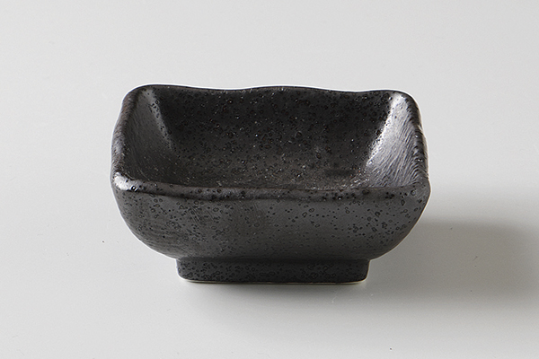黒錆(抗菌釉) 角豆皿