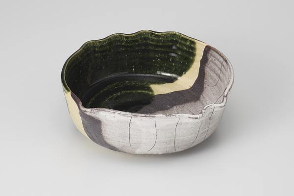 織部線彫 預け鉢