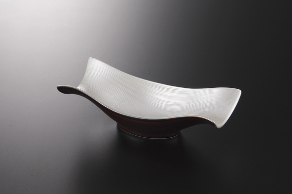 アメ釉内銀 くびれ向付