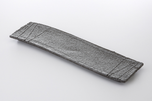 黒伊賀 波型付出皿