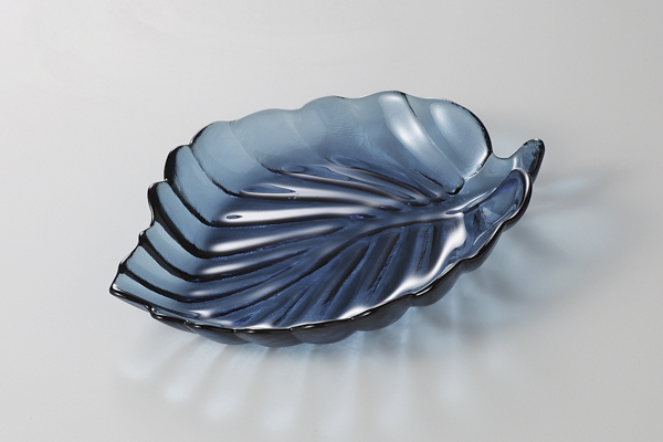 ダークブルー 葉型皿