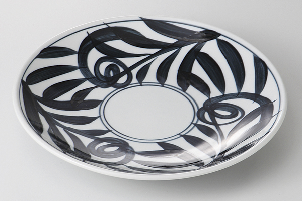 【廃番】黒唐草 6.0皿