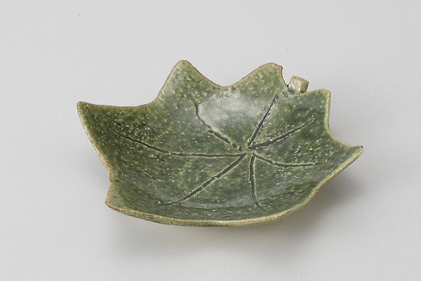 織部カエデ 小皿
