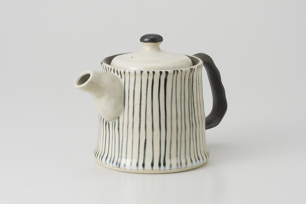 【廃番】呉須十草 ポット(網篭付)