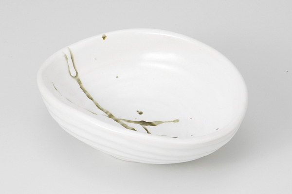 織部散し白 うずうず取鉢