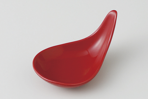 ティアラボール レッド