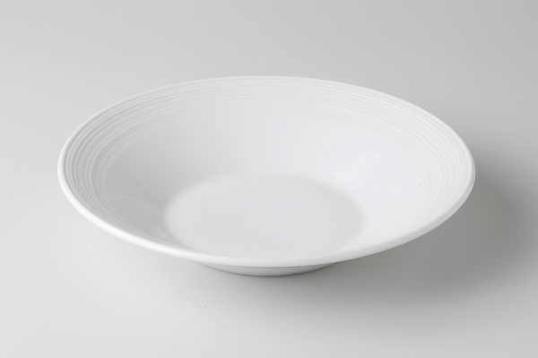 ルミネ 9.5吋パスタ