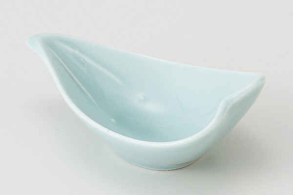 青磁 花弁型小付