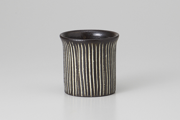 黒土十草彫 大ぐい呑