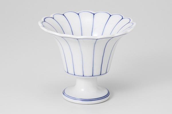 菊型たて筋 高台小付