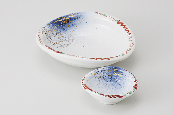 吹き墨赤絵 刺身鉢