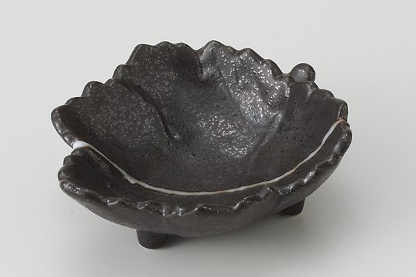 【廃番】黒一珍線 葉型皿