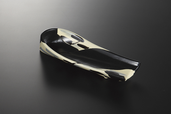 黒松葉 たけみ型付出皿