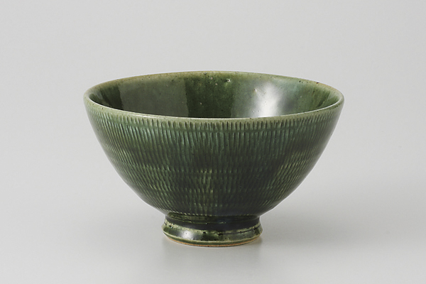 トチリ彫織部 茶碗