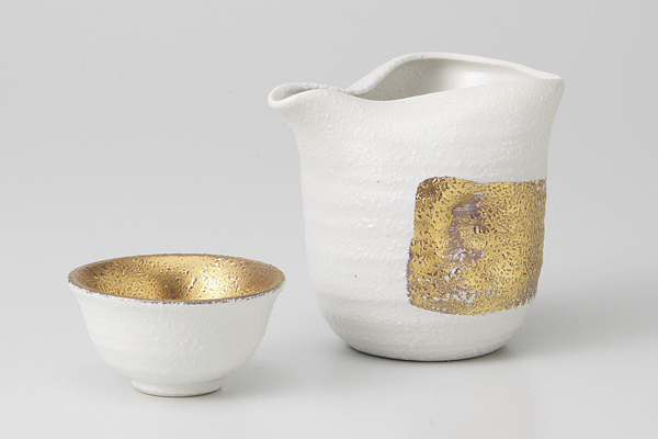 小金巻 白粉引冷酒