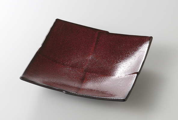 紅黒炭 筋入り市松5.0皿