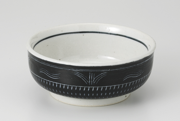 黒トチリ 梅型4寸丼