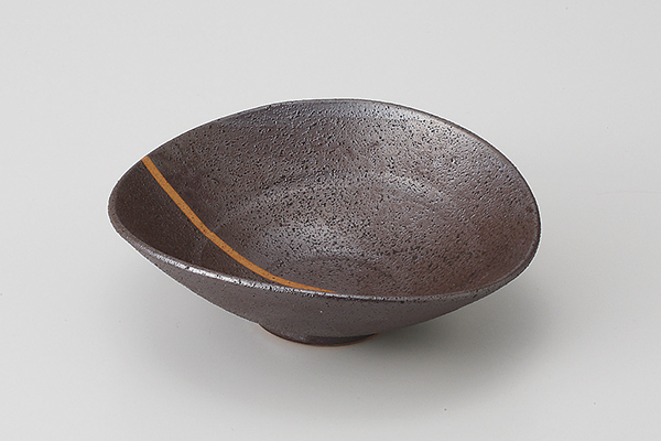鉄釉ライン 変形鉢(小)