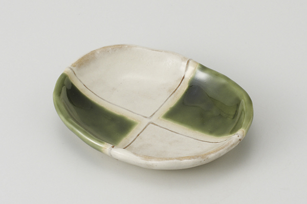 オリベ市松 小判小皿