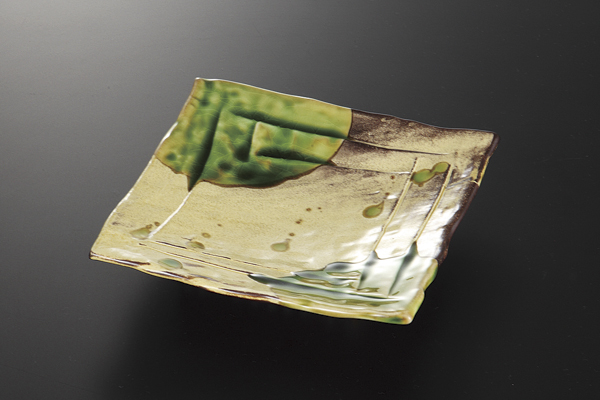 錆釉ヒワ流長角 6.5寸皿