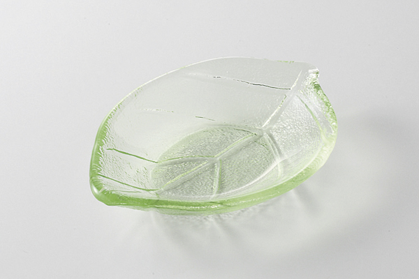 ライトグリーン 珍味皿 木の葉型