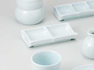 青白磁 二品皿