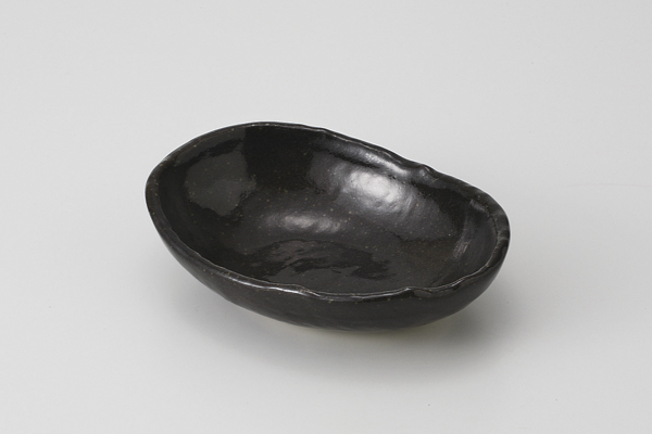 黒釉 楕円4.0小鉢