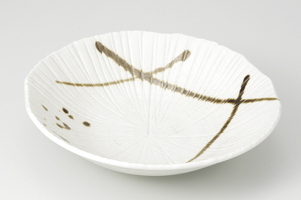 金色流し彫十草型 大鉢