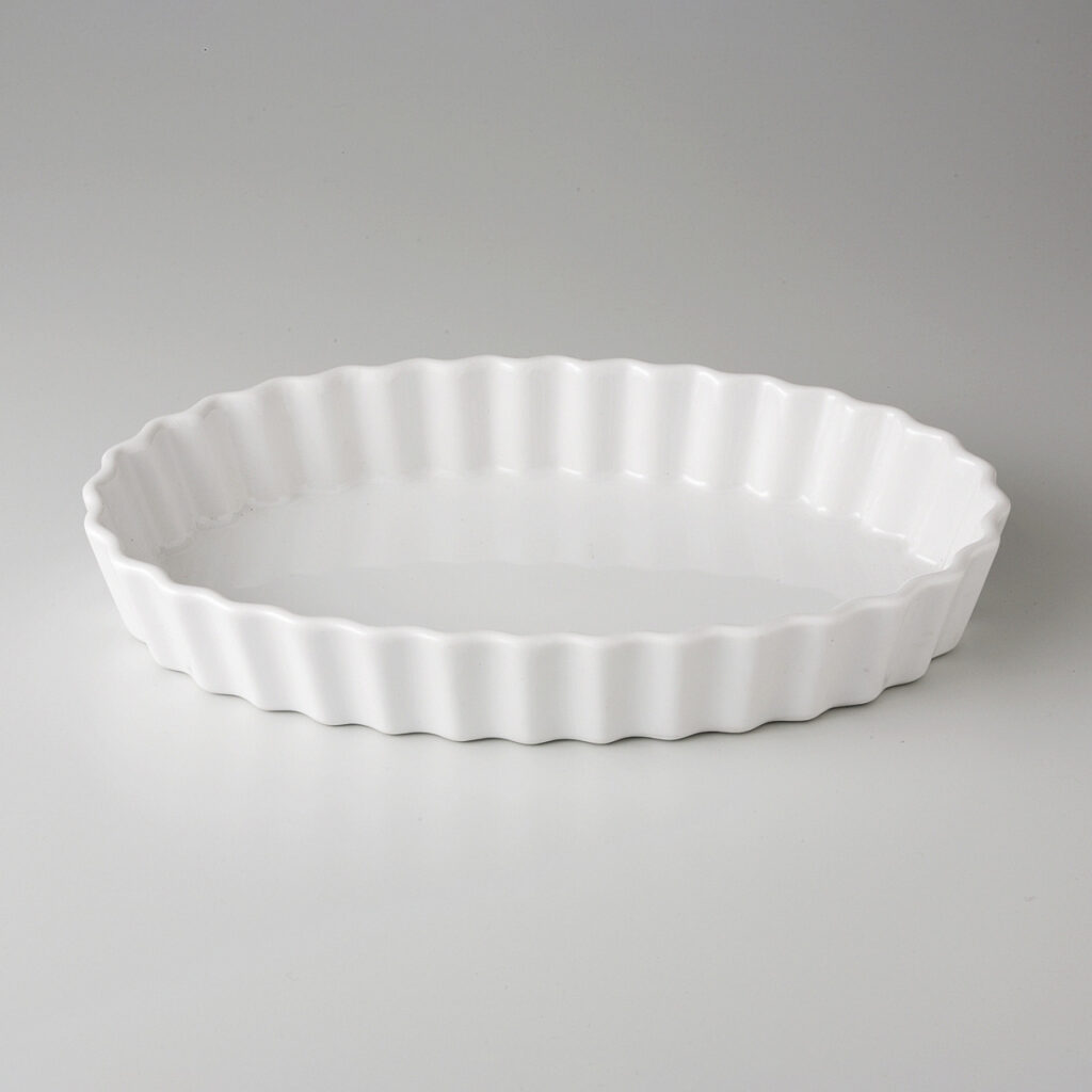 ベイキング食器 白立菊楕円5″