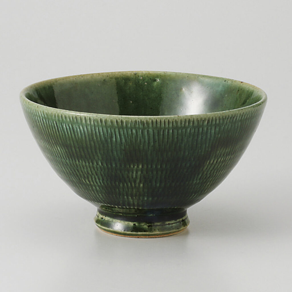 トチリ彫織部 茶碗