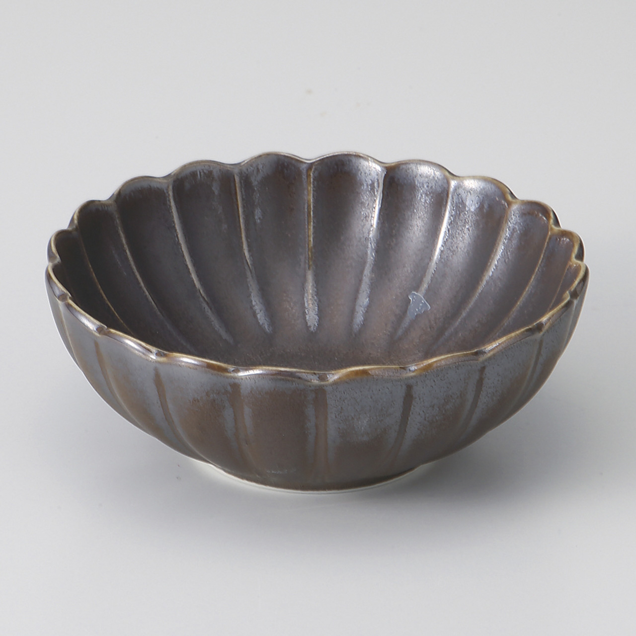 菊花 ７cm鉢（渋金）